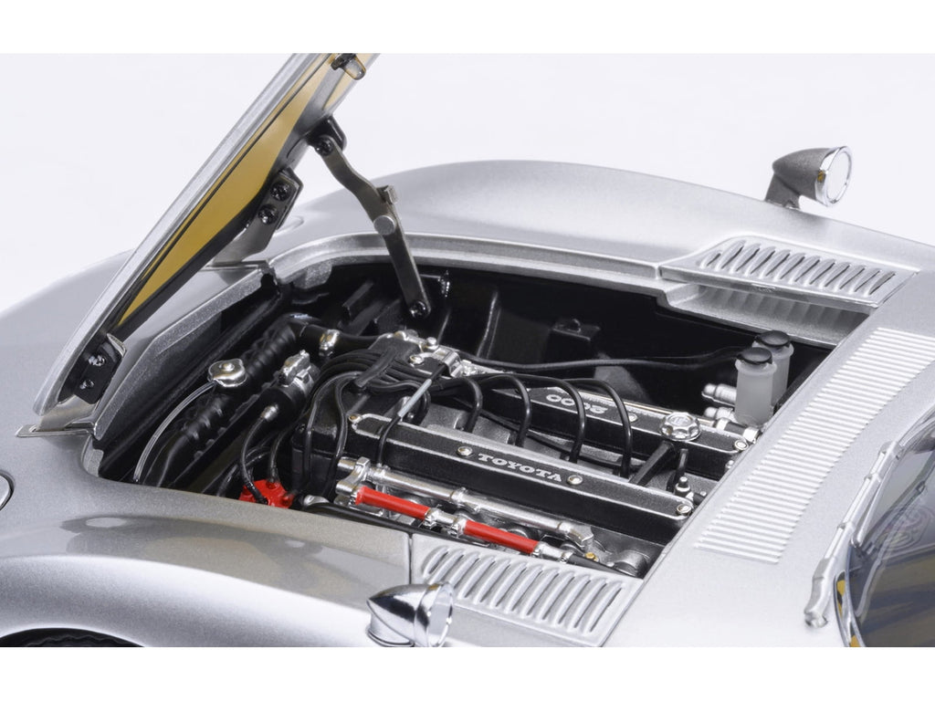 1967 Toyota 2000GT RHD (Right Hand Drive) Silver Metallic 1/18 Model Car by Autoart