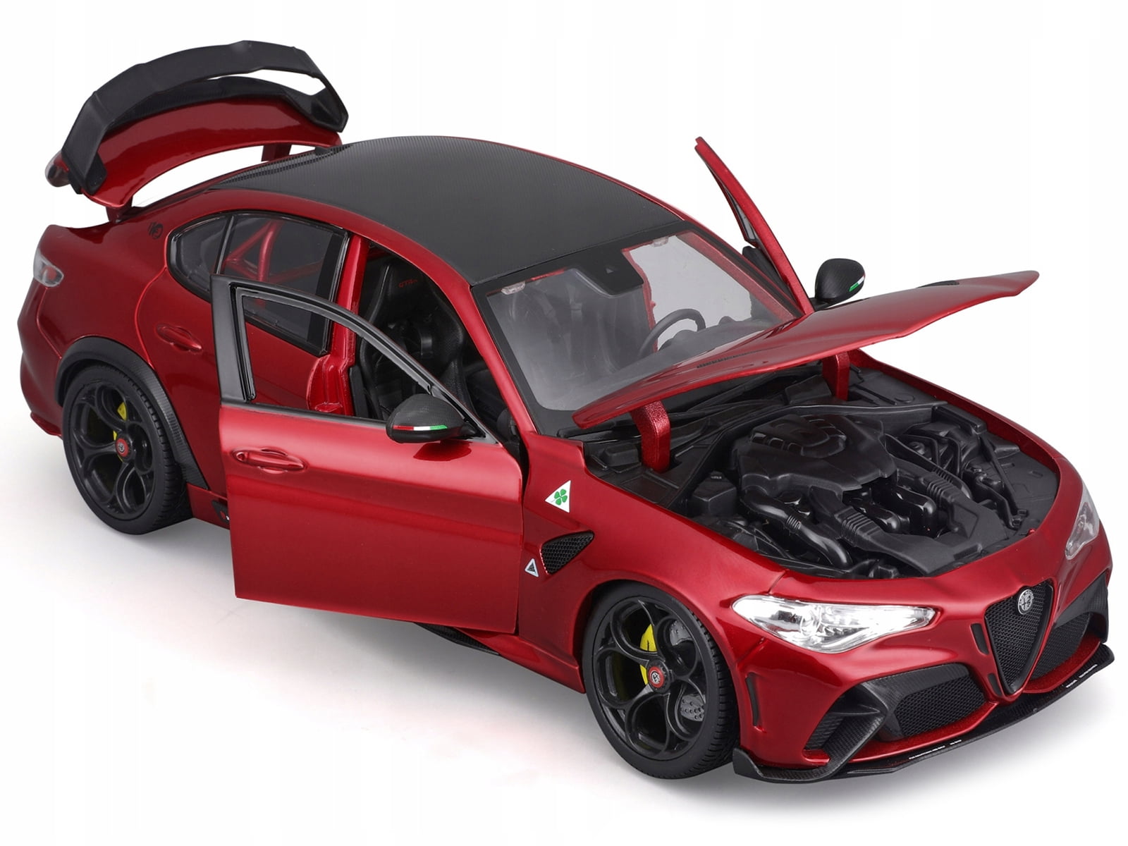Alfa Romeo Giulia GTA Red Metallic with Carbon Top 1/18 Die Cast Model Car by Bburago