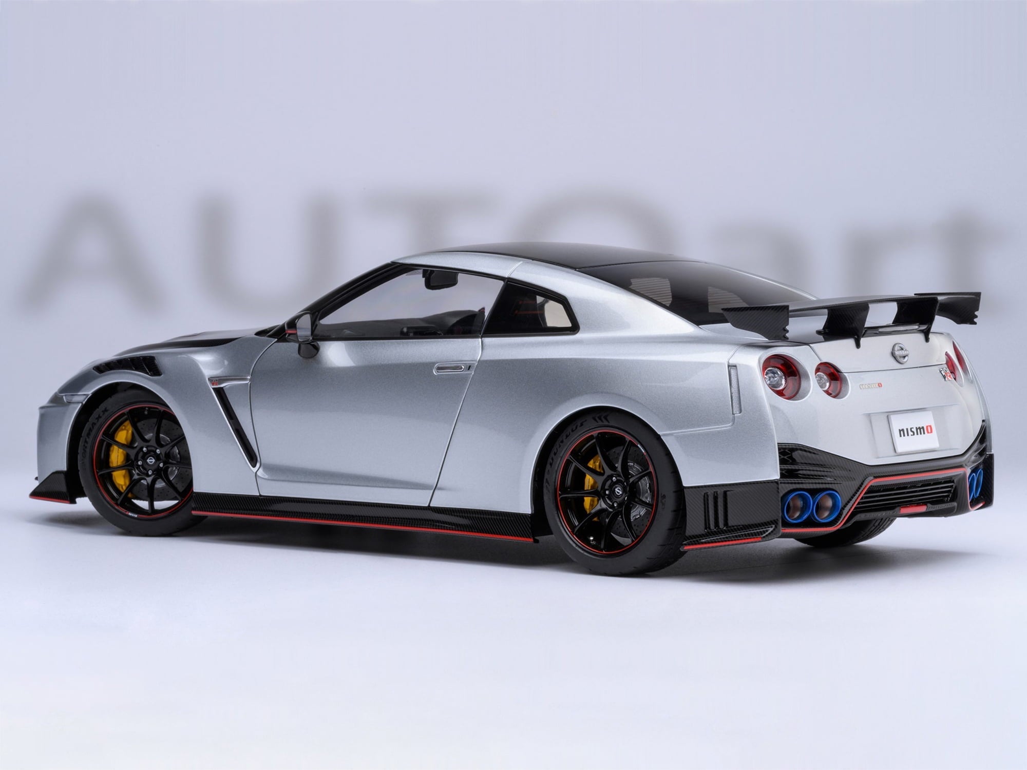 2022 Nissan GT-R (R35) Nismo Special Edition RHD Ultimate Metal Silver with Carbon Hood and Top 1/18 Model Car by Autoart