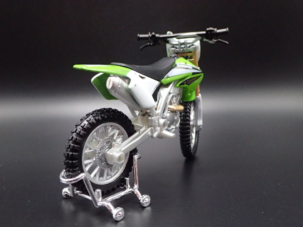 Open Box KAWASAKI KX 250F DIRT BIKE MOTORCYCLE GREEN 1/18 SCALE DIECAST MODEL BIKE