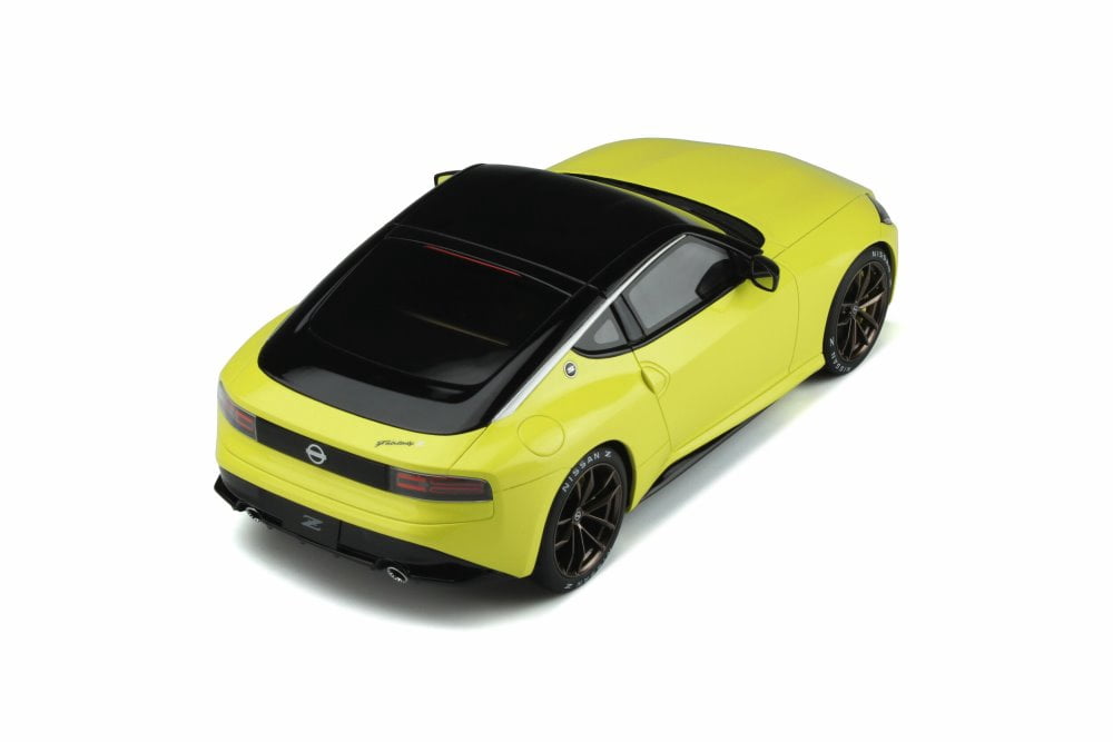 2021 Nissan Z Proto, Pearlescent Yellow - GT Spirit GT363 - 1/18 scale Resin Model Toy Car