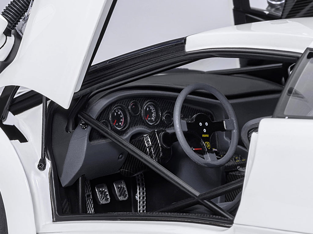 Lamborghini Diablo GTR Impact White 1/18 Diecast Model Car by Autoart