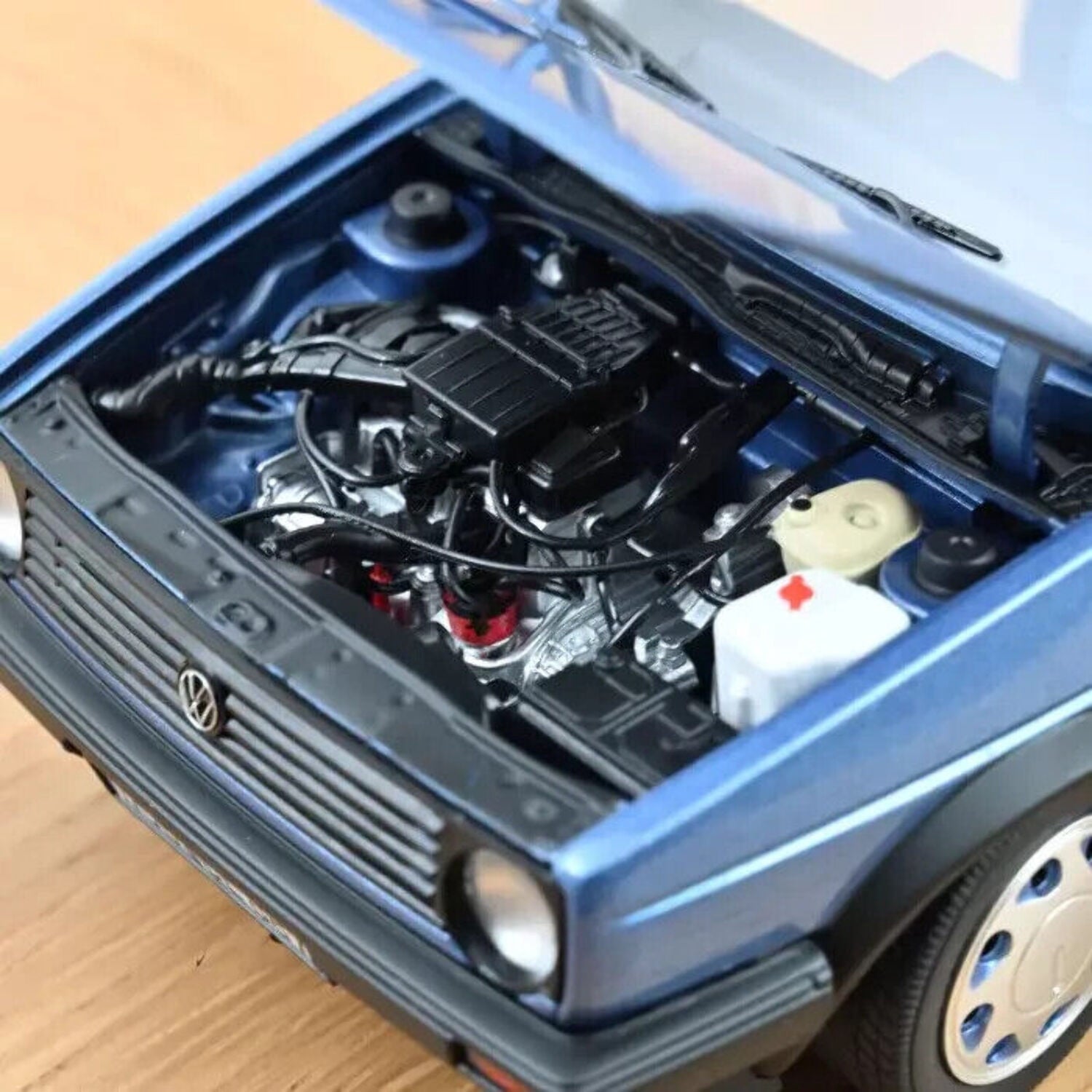 Norev 1988 VW Golf MK II "10 Million" Star Blue Metallic 1:18 LIMITED