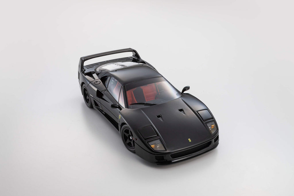 Ferrari F40 Black 1/18 Diecast Model Car by Kyosho