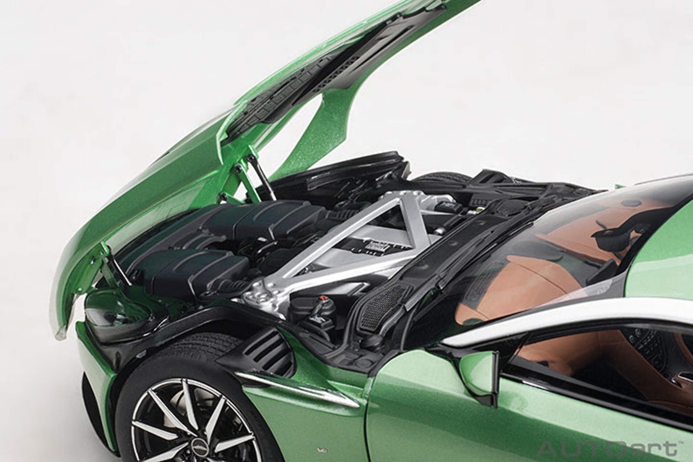 Aston Martin DB11 RHD (Right Hand Drive) Apple Tree Green Metallic 1/18 Model Car by Autoart