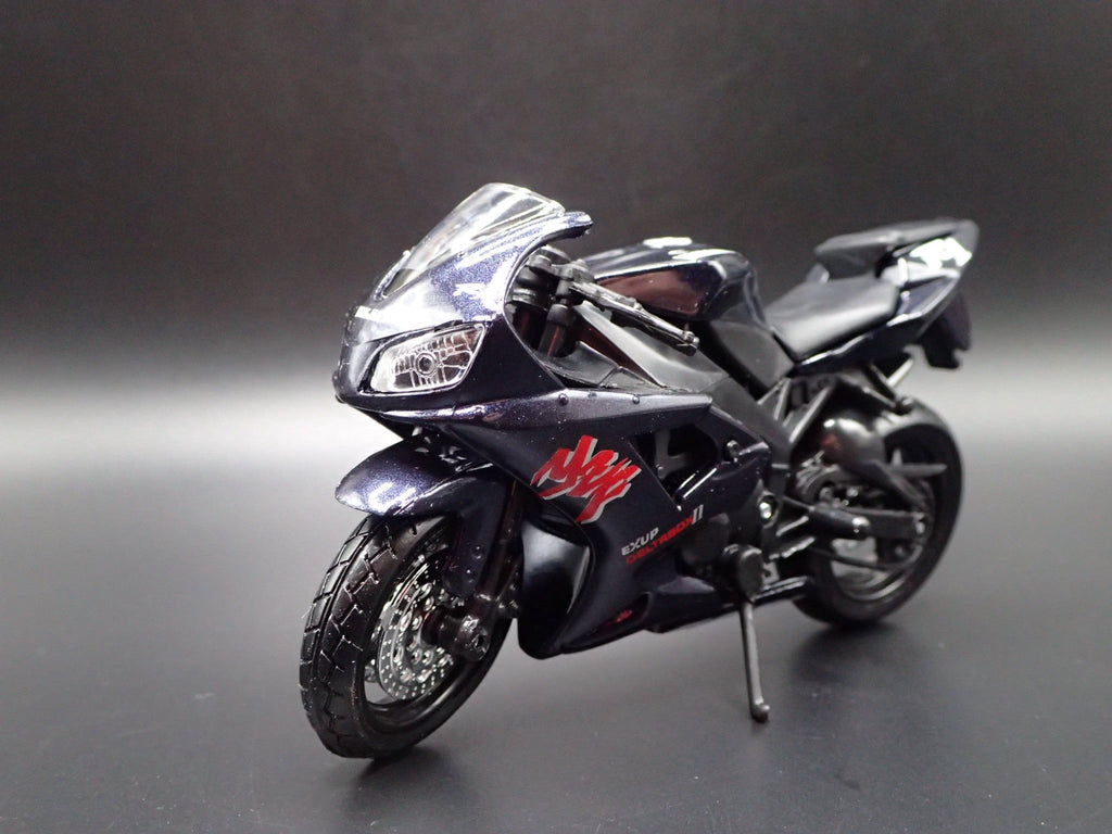 Open Box YAMAHA YZF-R1 SPORT BIKE MOTORCYCLE BLACK 1/18 SCALE DIORAMA DIECAST MODEL BIKE