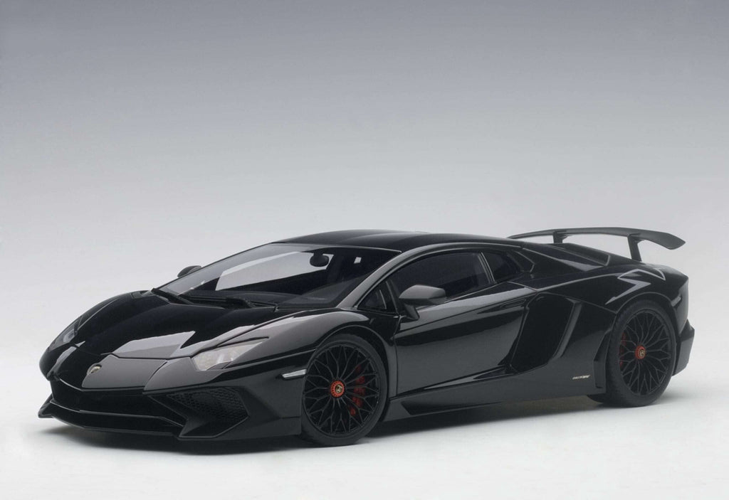 Autoart 74556 Lamborghini Aventador LP750-4 SV Nero Aldebaran-Gloss Black 1-18 Scale Model Car