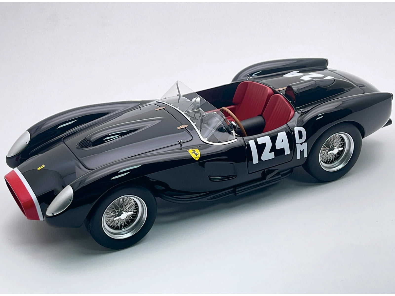 Ferrari 250 TR Pontoon-Fender #124 Alan Connel "SCCA National Virginia" (1959) w/Case 1/18 Model Car by Tecnomodel.