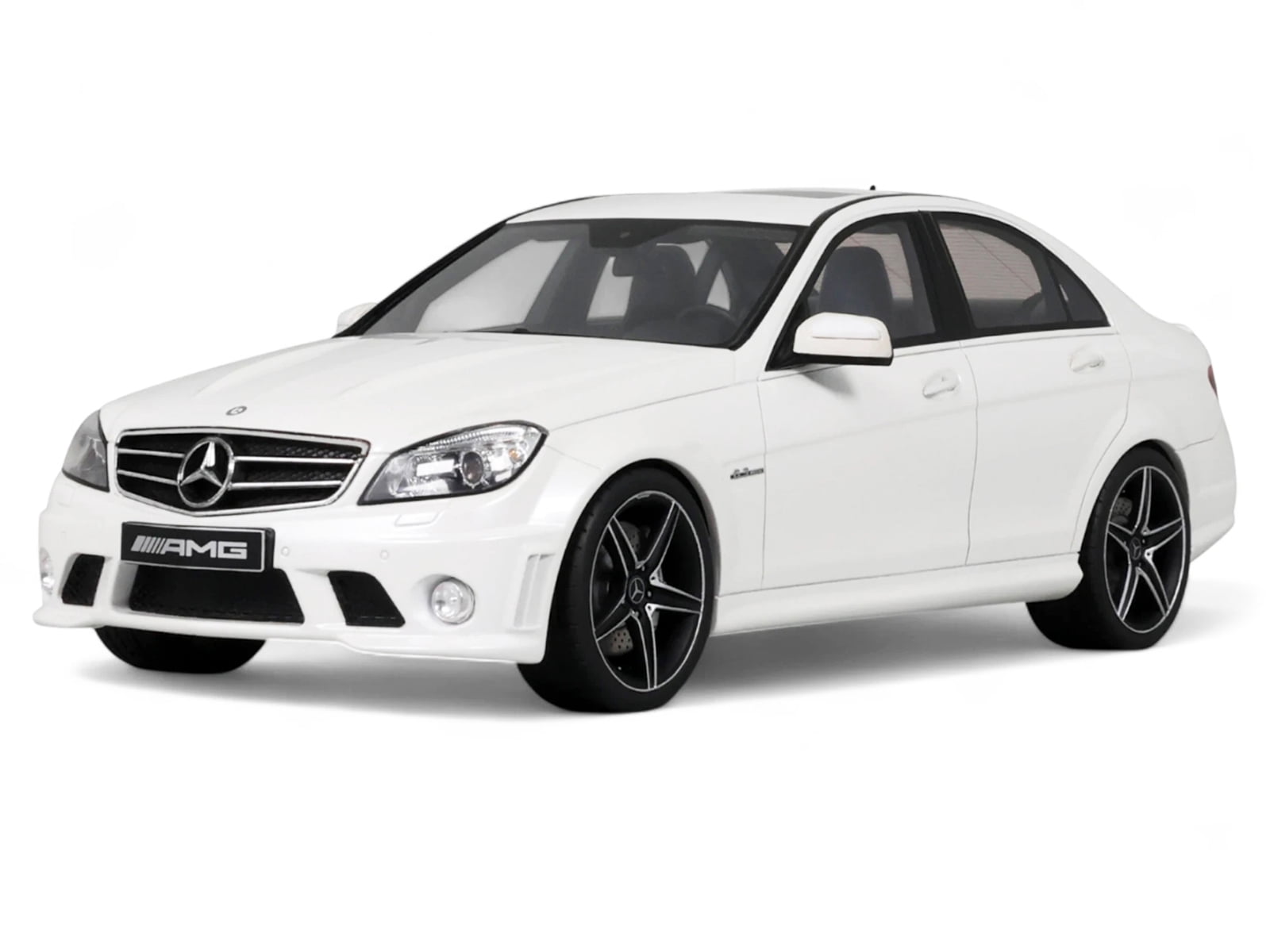 2007 Mercedes-Benz C63 AMG Diamond White 1/18 Model Car by GT Spirit
