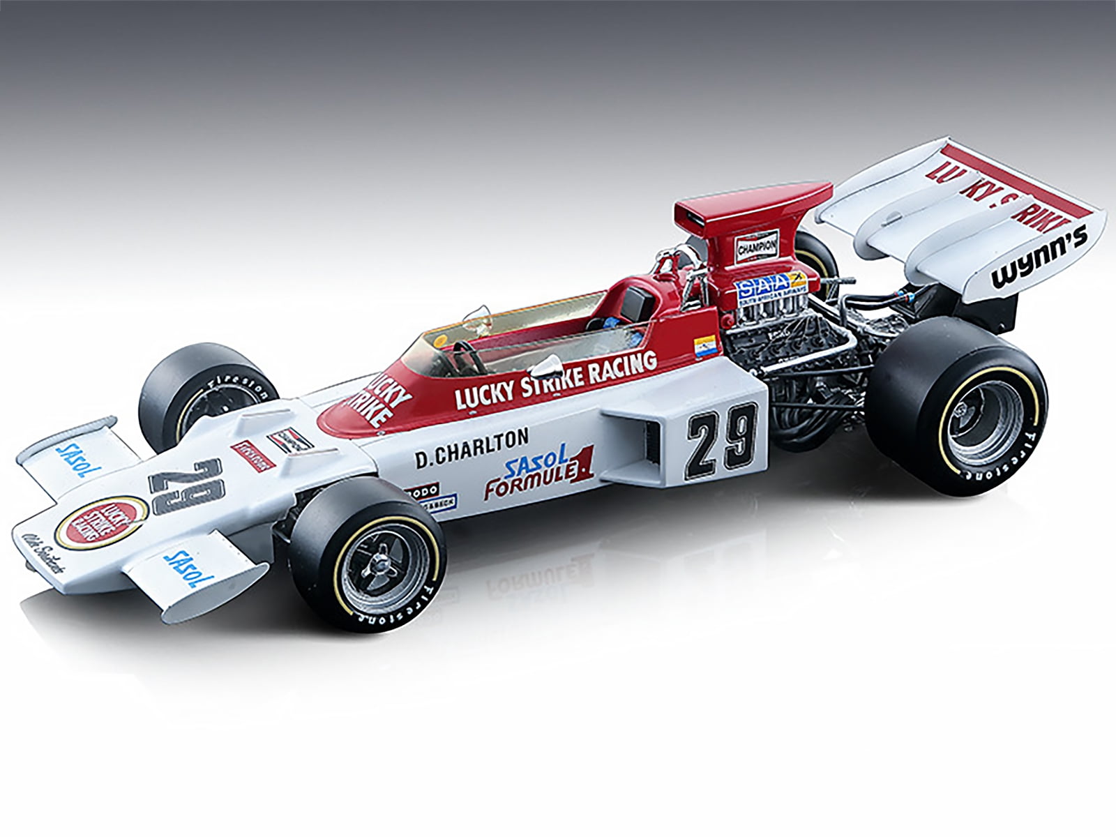 Lotus 72 #29 Dave Charlton "Lucky Strike Racing" Formula One F1 British GP (1972) Ltd Ed to 105 pcs 1/18 Model Car by Tecnomodel