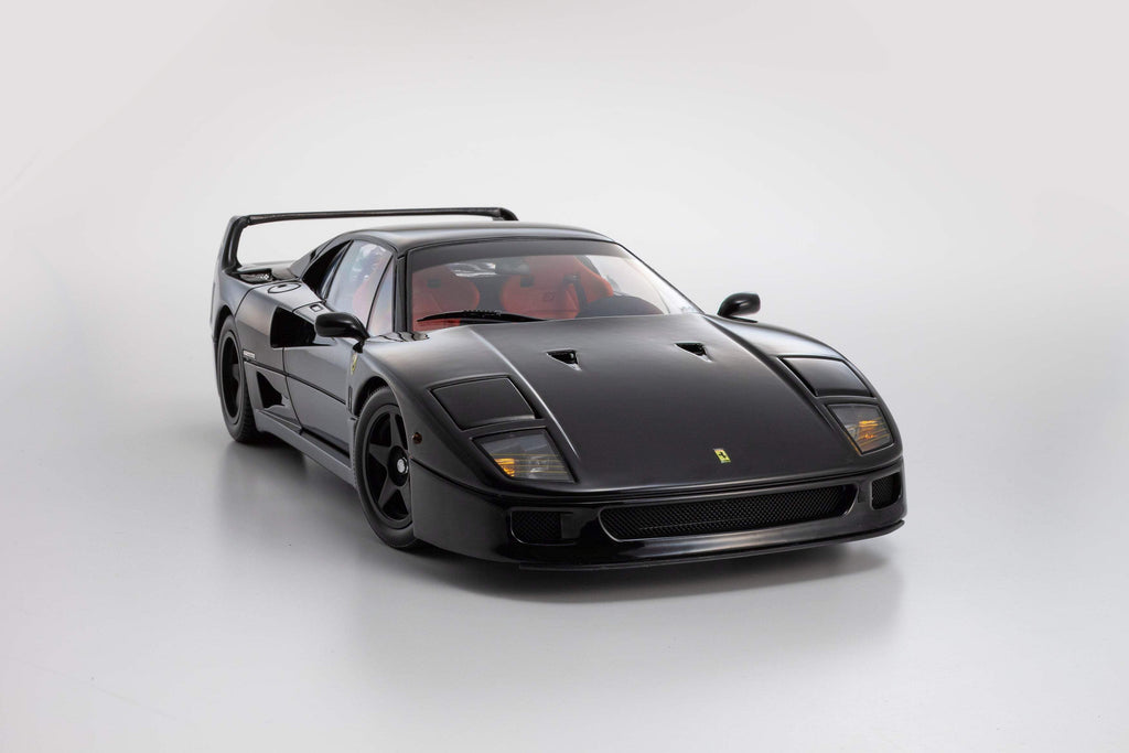 Ferrari F40 Black 1/18 Diecast Model Car by Kyosho