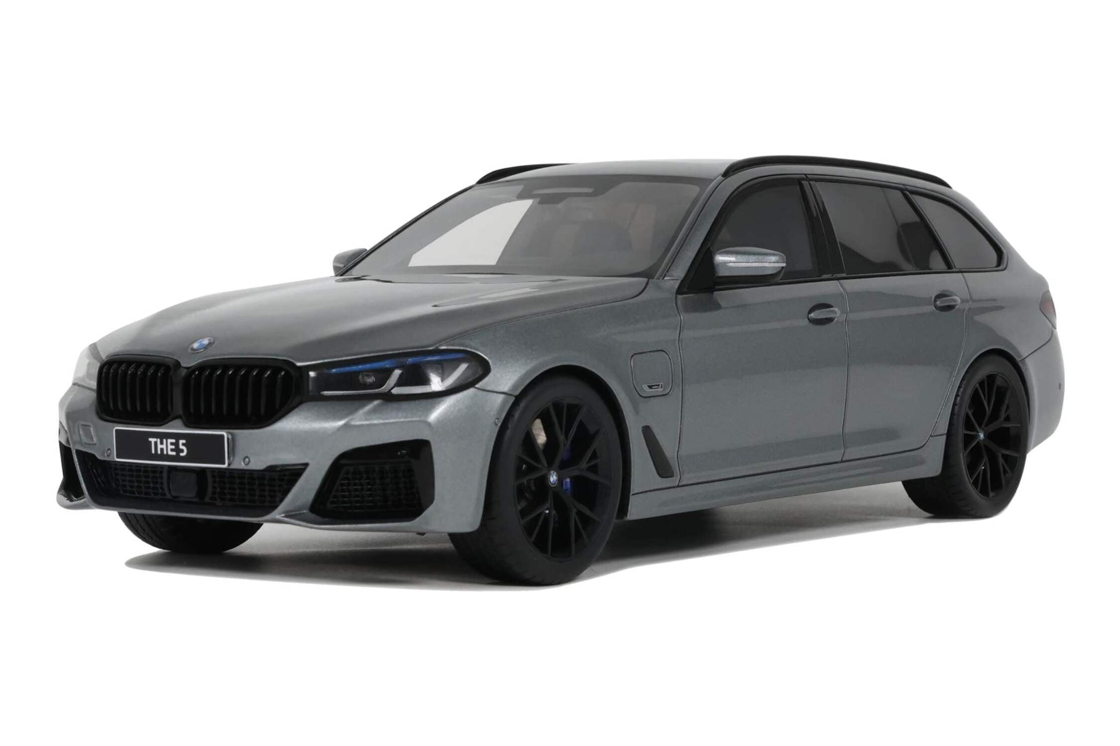 2023 BMW 530E XDrive M Silver Metallic 1/18 Model Car by GT Spirit