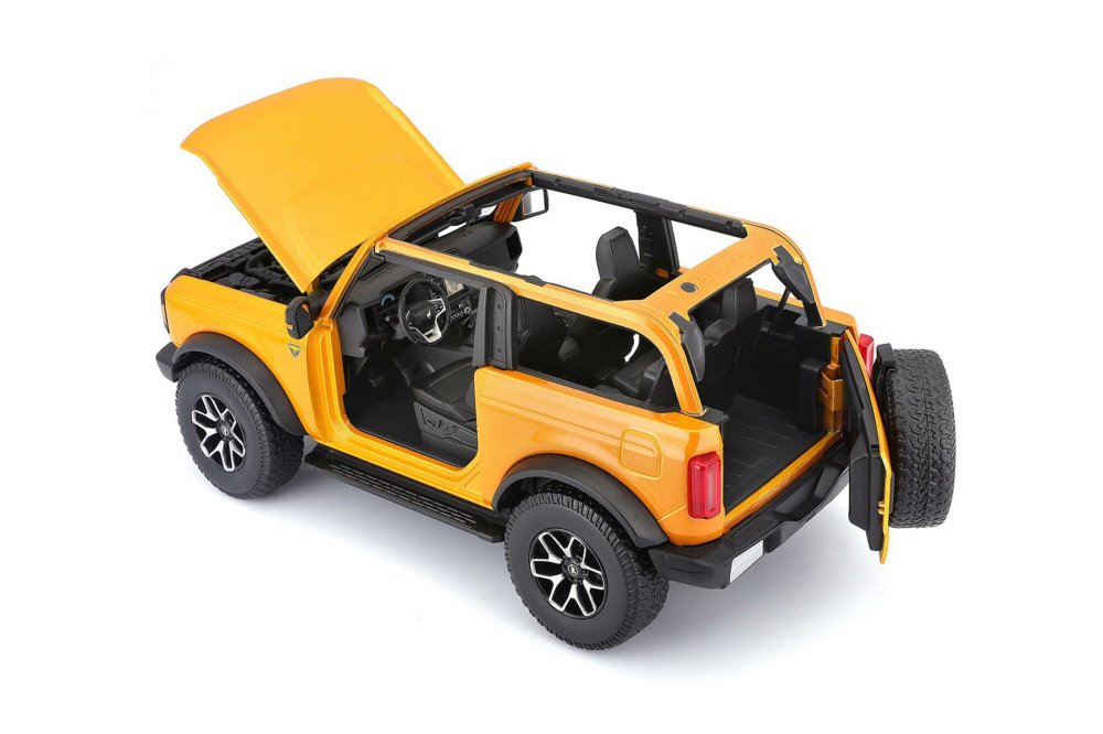 2021 Ford Bronco Badland, Orange - Maisto 31457OR - 1/18 scale Diecast Model Toy Car
