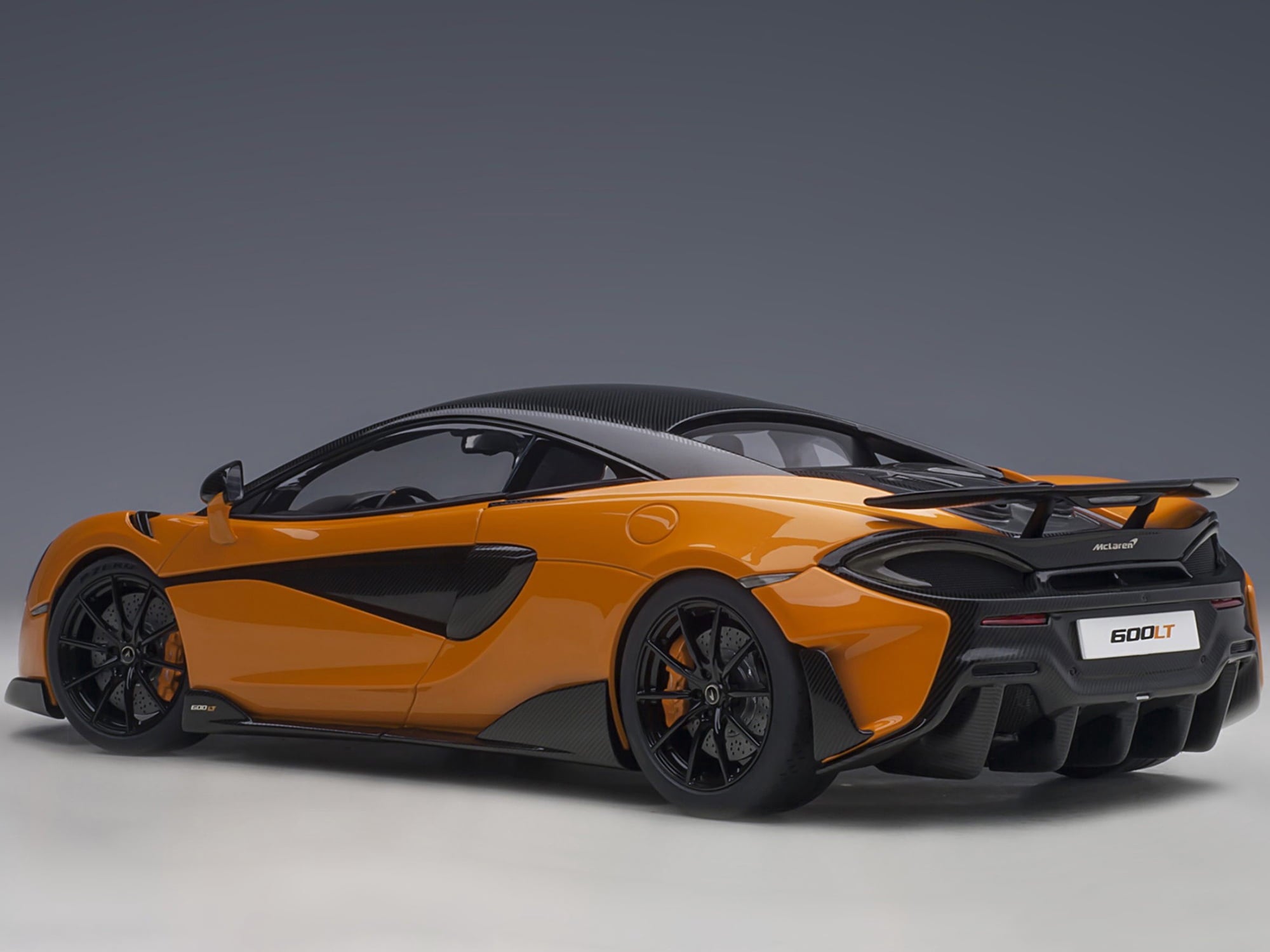 McLaren 600LT Myan Orange and Carbon 1/18 Scale Model Car by Autoart