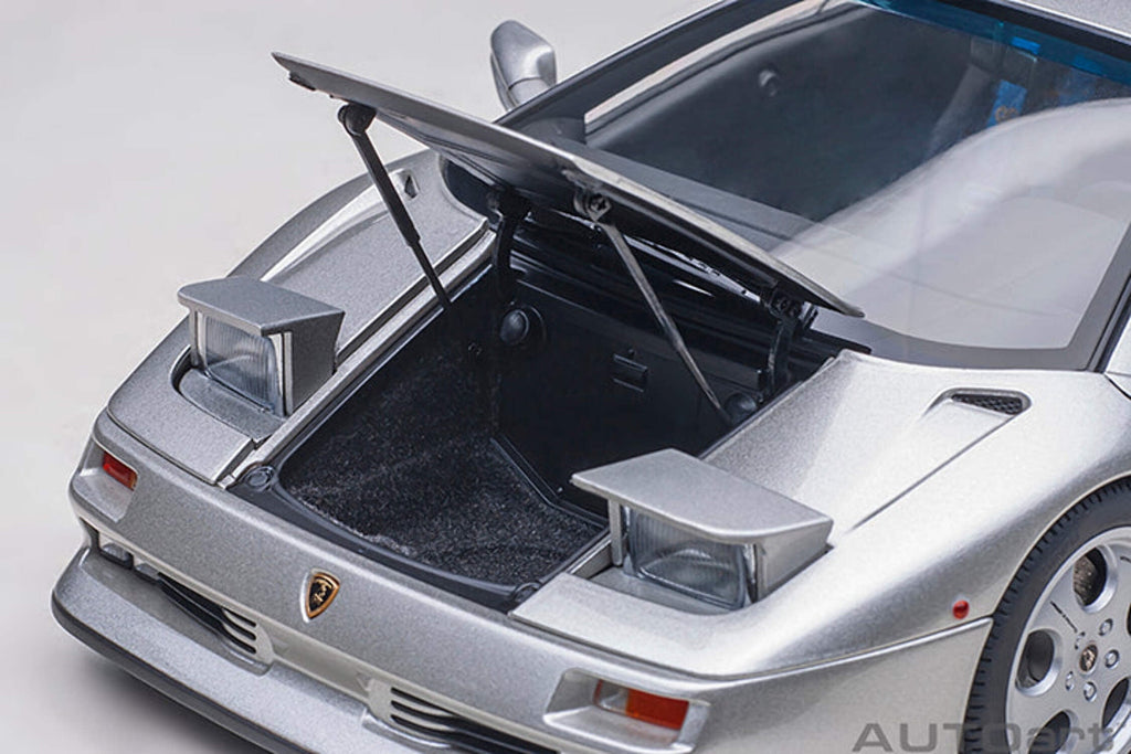Autoart 79143 1-18 Scale Lamborghini Diablo Se30 Jota Titanio Model Car, Metallic Silver