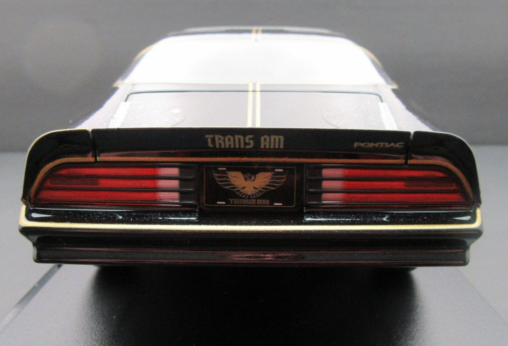 Maisto SE 1978 Pontiac Firebird Trans Am, 1:18, Black