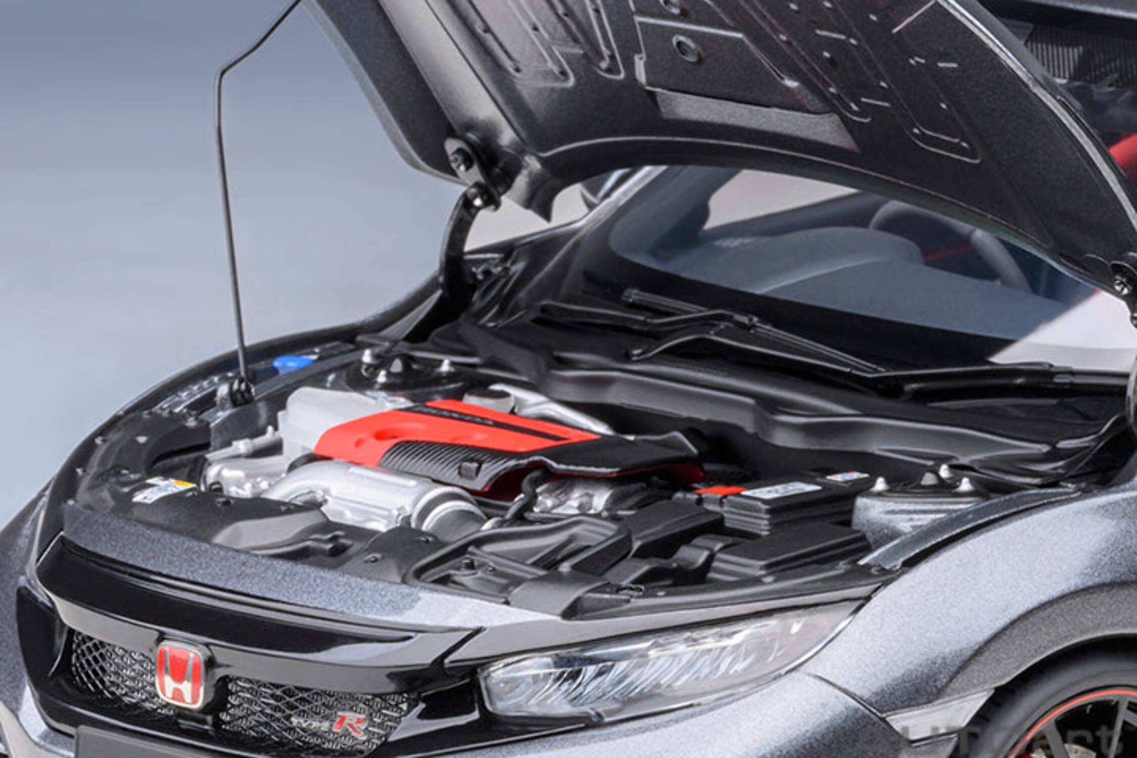 2021 Honda Civic Type R (FK8) RHD (Right Hand Drive) Polished Metal Gray Metallic 1/18 Model Car by Autoart