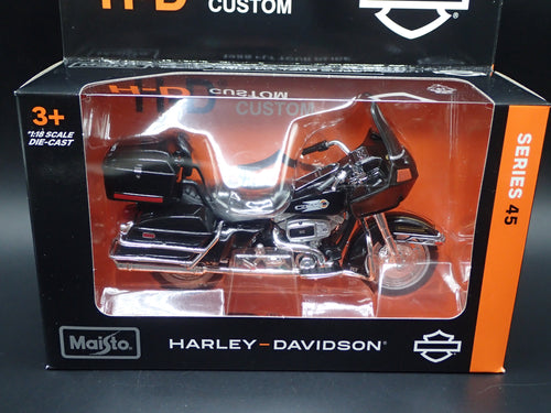 1988 FLT TOUR GLIDE HARLEY DAVIDSON MOTORCYCLE SERIES 45 1/18 DIECAST MODEL