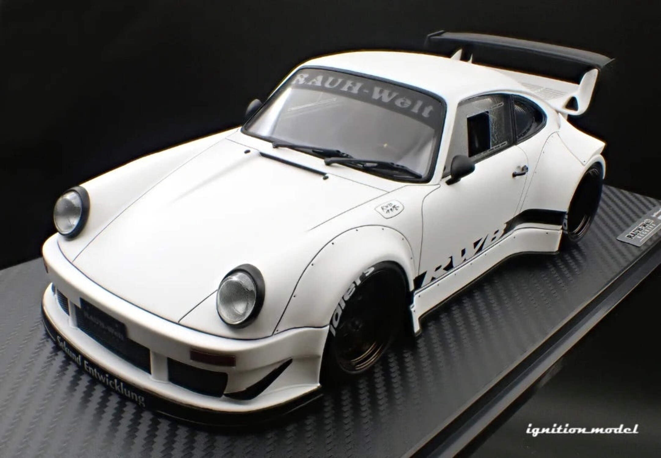 Ignition-Model Porsche 911 RWB 930 Matte White w/ Work S1 Wheels 1:18