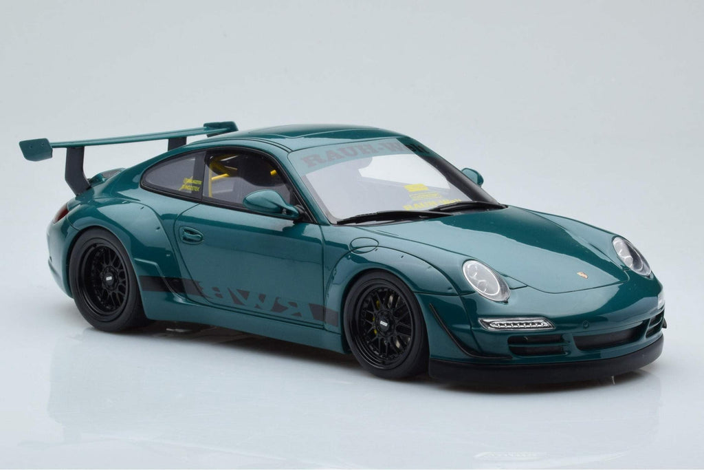 2021 RWB Bodykit "Syunkashuto" Green with Black Stripes 1/18 Model Car by GT Spirit
