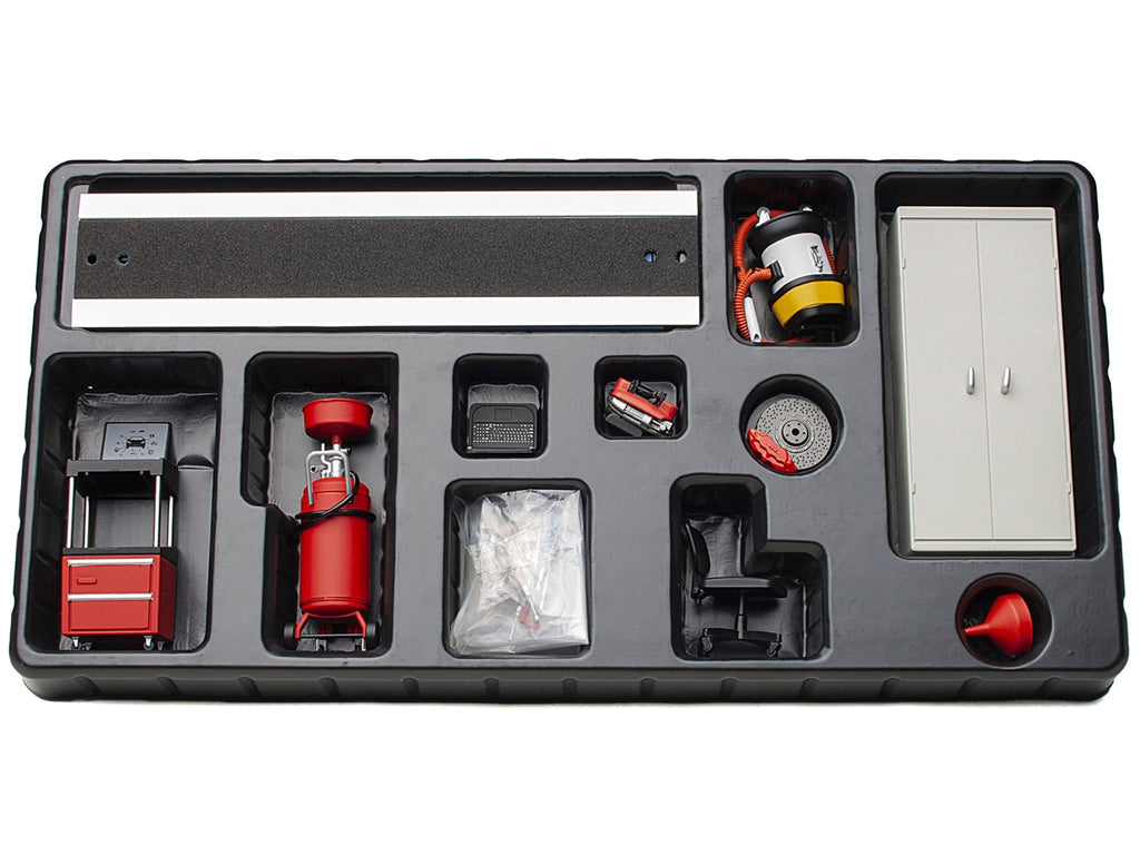Garage Kit Set (Version 2) for 1/18 scale models by Autoart