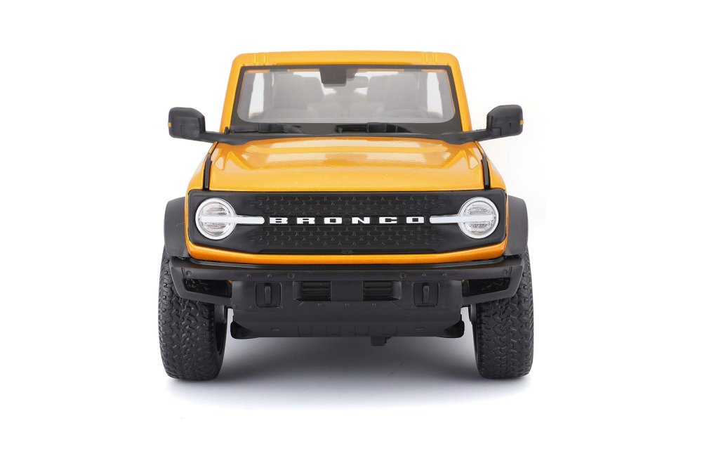 2021 Ford Bronco Badland, Orange - Maisto 31457OR - 1/18 scale Diecast Model Toy Car