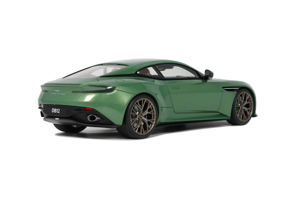 GT SPIRIT 1/18 - ASTON MARTIN DB12 Vantage - 2023