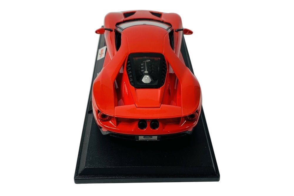 2017 Ford GT, Red - Maisto 31384R - 1/18 scale Diecast Model Toy Car