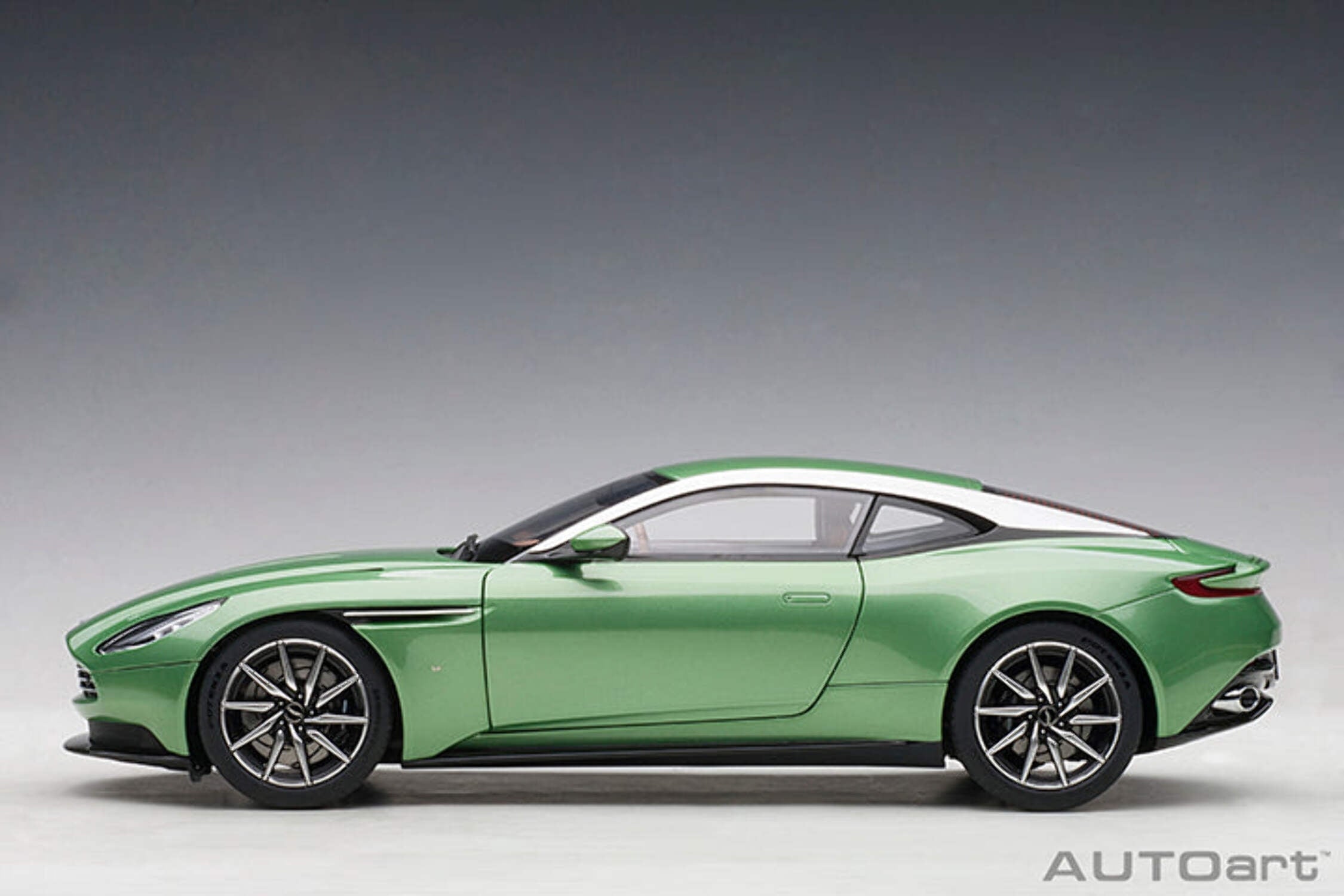 Aston Martin DB11 RHD (Right Hand Drive) Apple Tree Green Metallic 1/18 Model Car by Autoart