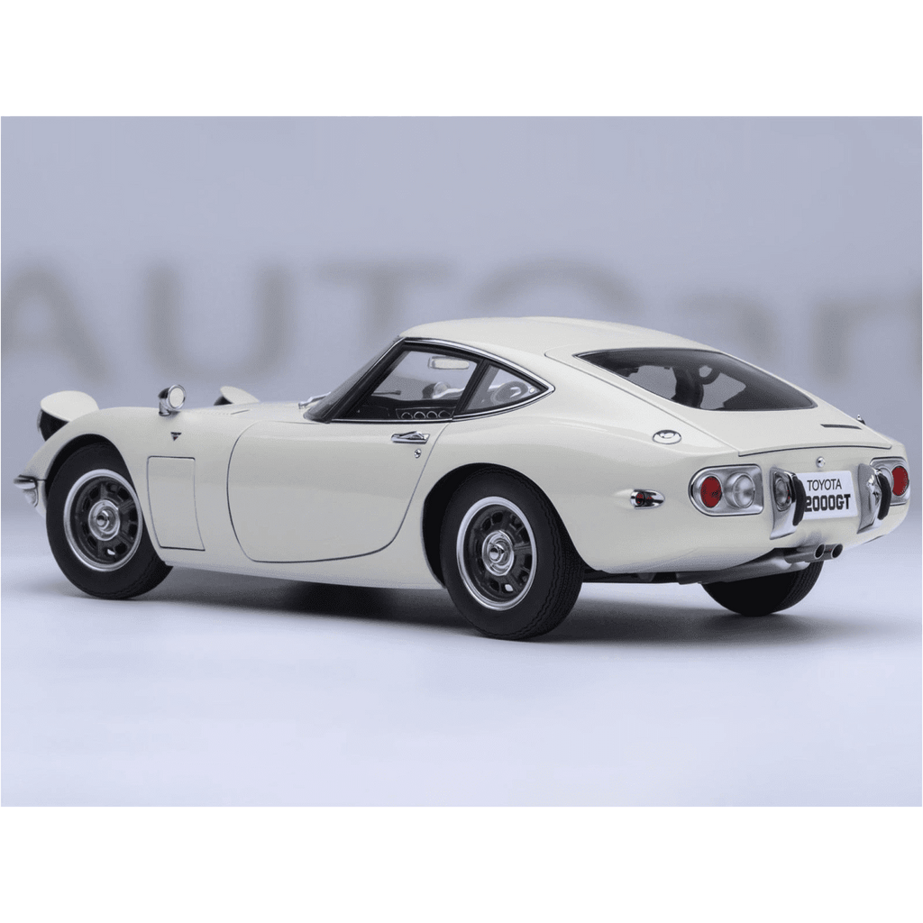 1967 Toyota 2000GT RHD (Right Hand Drive) White 1/18 Model Car by Autoart