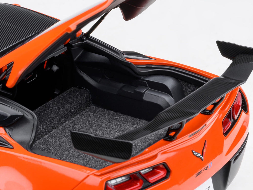 2019 Chevrolet Corvette C7 ZR1 Sebring Orange Tintcoat with Carbon Top 1/18 Model Car by Autoart