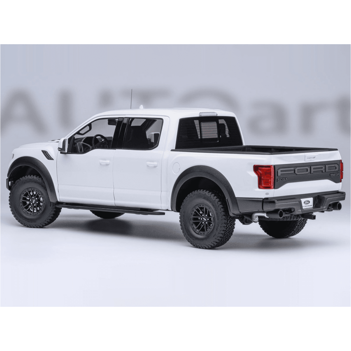 2019 Ford F-150 Raptor Pickup Truck Oxford White 1/18 Model Car by Autoart