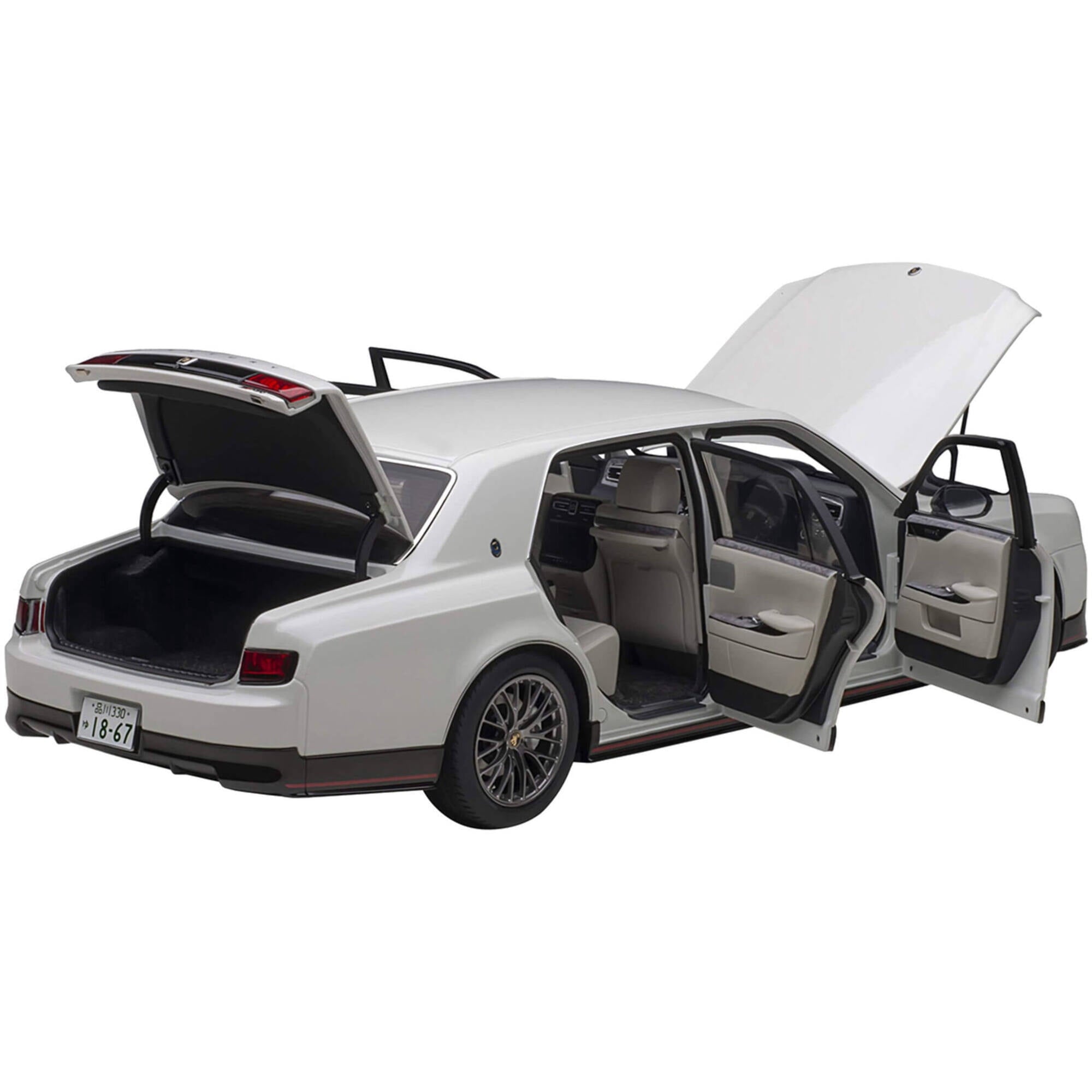 Toyota Century GRMN RHD (Right Hand Drive) Pearl White 1/18 Model Car by Autoart