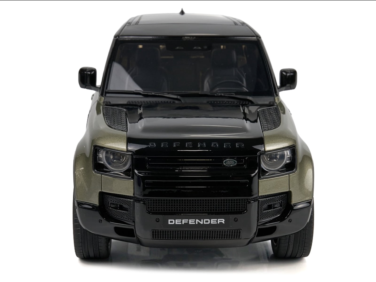 2021 Land Rover Defender 90 P400 X-Dynamic HSE Pangea Green Metallic 1/18 Model Car by GT Spirit
