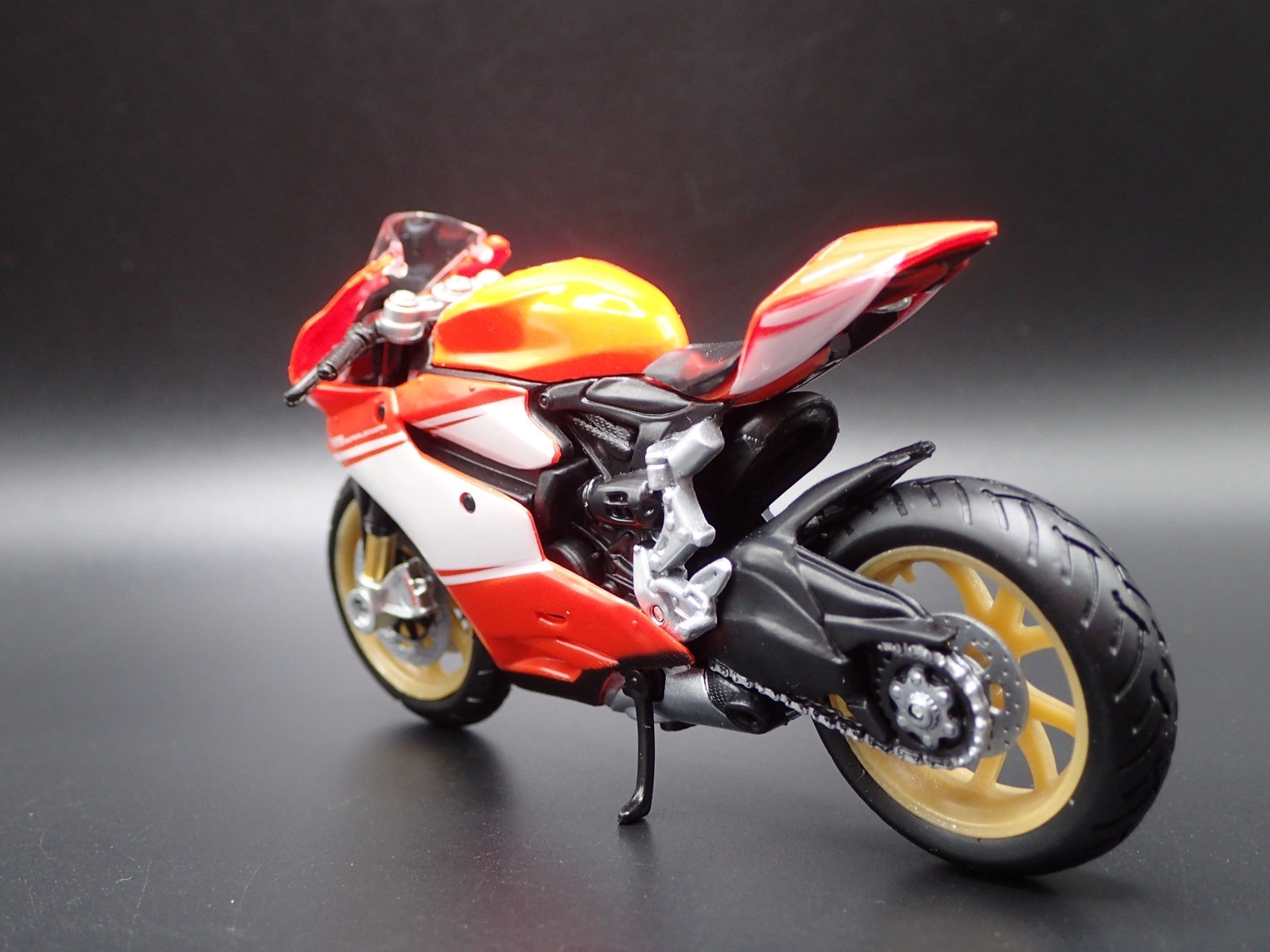 Open Box DUCATI 1199 SUPERLEGGERA BIKE MOTORCYCLE 1/18 SCALE DIORAMA DIECAST MODEL BIKE