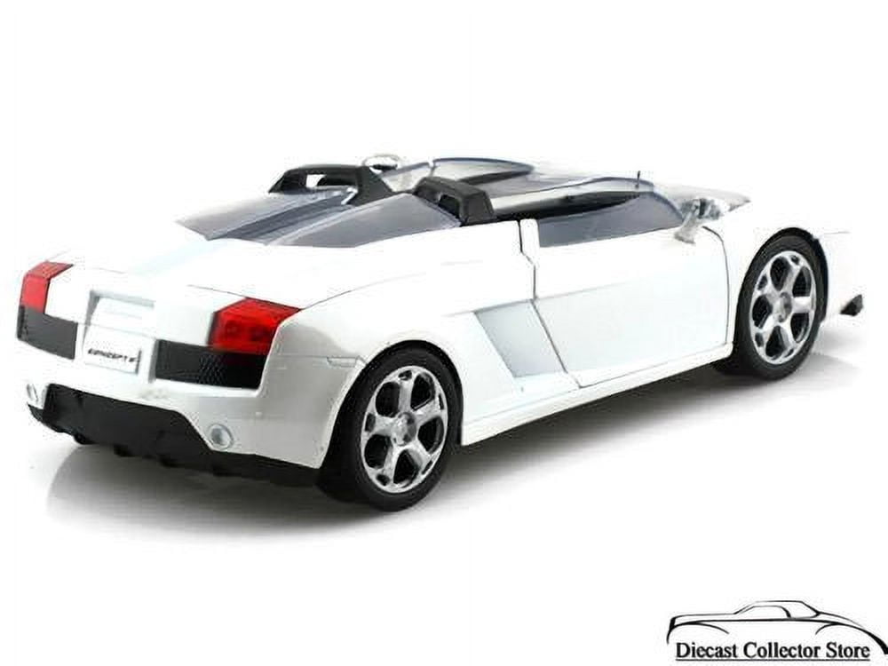 Motormax 79156w Lamborghini Concept S Pearl White 1-18 Diecast Car Model