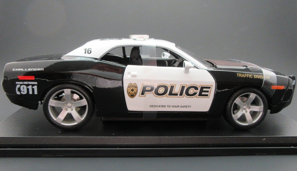 Maisto Toy Car