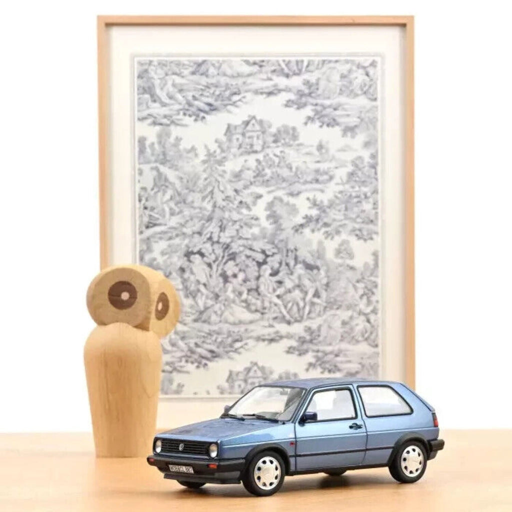 Norev 1988 VW Golf MK II "10 Million" Star Blue Metallic 1:18 LIMITED