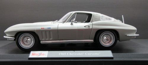 1:18 1965 Chevy Corvette