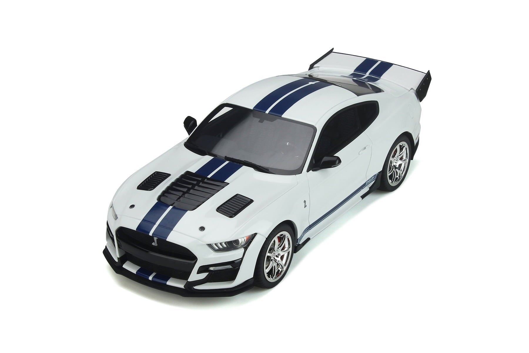 2020 Ford Mustang Shelby GT500 Dragon Snake, Oxford White - GT Spirit GT306 - 1/18 scale Resin Model Toy Car