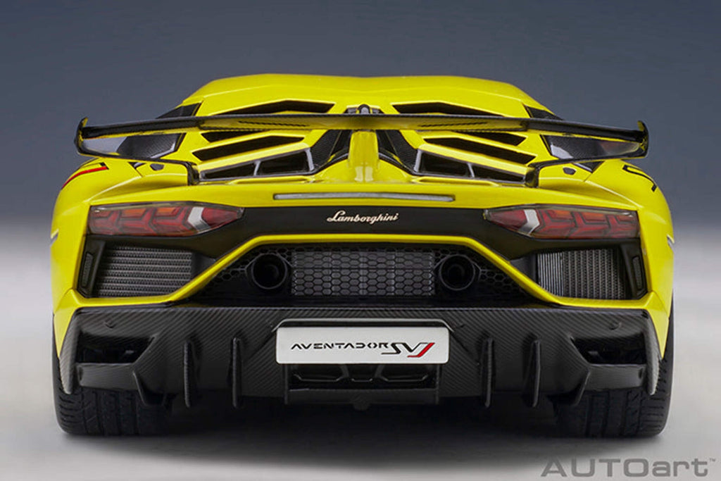 Lamborghini Aventador SVJ Giallo Tenerife / Pearl Yellow 1/18 Model Car by Autoart