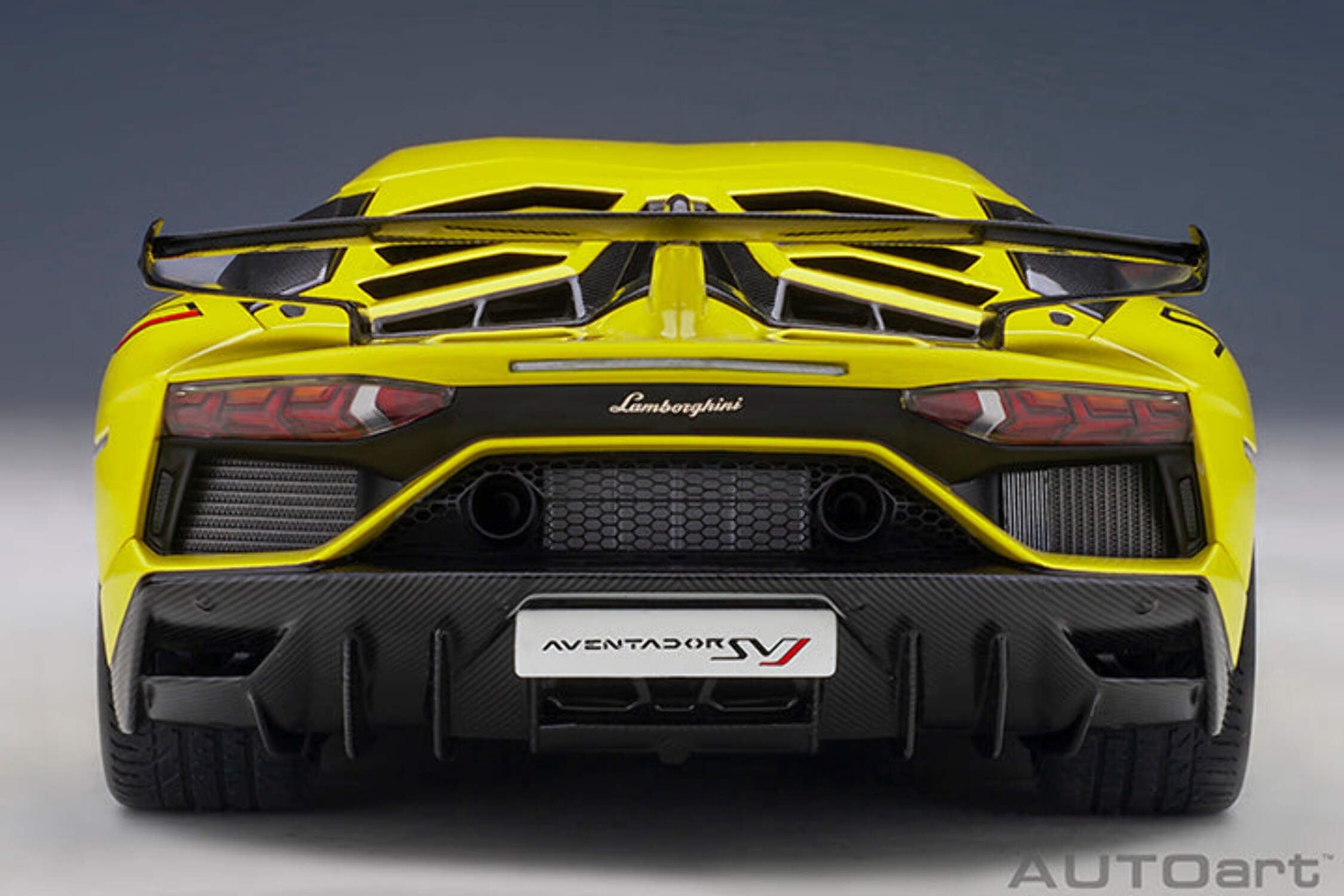 Lamborghini Aventador SVJ Giallo Tenerife / Pearl Yellow 1/18 Model Car by Autoart