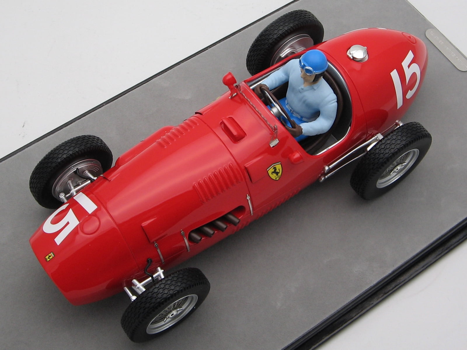 Ferrari 500 #15 Alberto Ascari Winner "F2 England GP" (1952) w/Driver Figure Ltd Ed to 70 pieces 1/18 Model Car by Tecnomodel