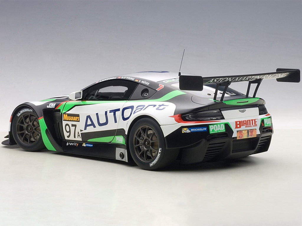 Aston Martin V12 Vantage Bathurst 12hour Endurance Race 2015 #97 A. Macdowall / D. O'Young / S. Mucke 1/18 by Autoart