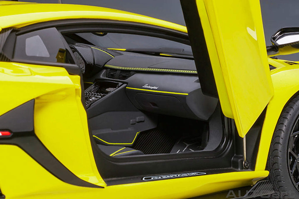 Lamborghini Aventador SVJ Giallo Tenerife / Pearl Yellow 1/18 Model Car by Autoart