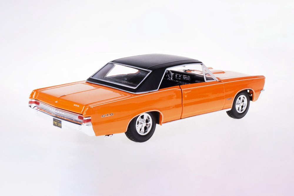 1965 Pontiac GTO, Orange - Maisto 31885OR - 1/18 scale Diecast Model Toy Car