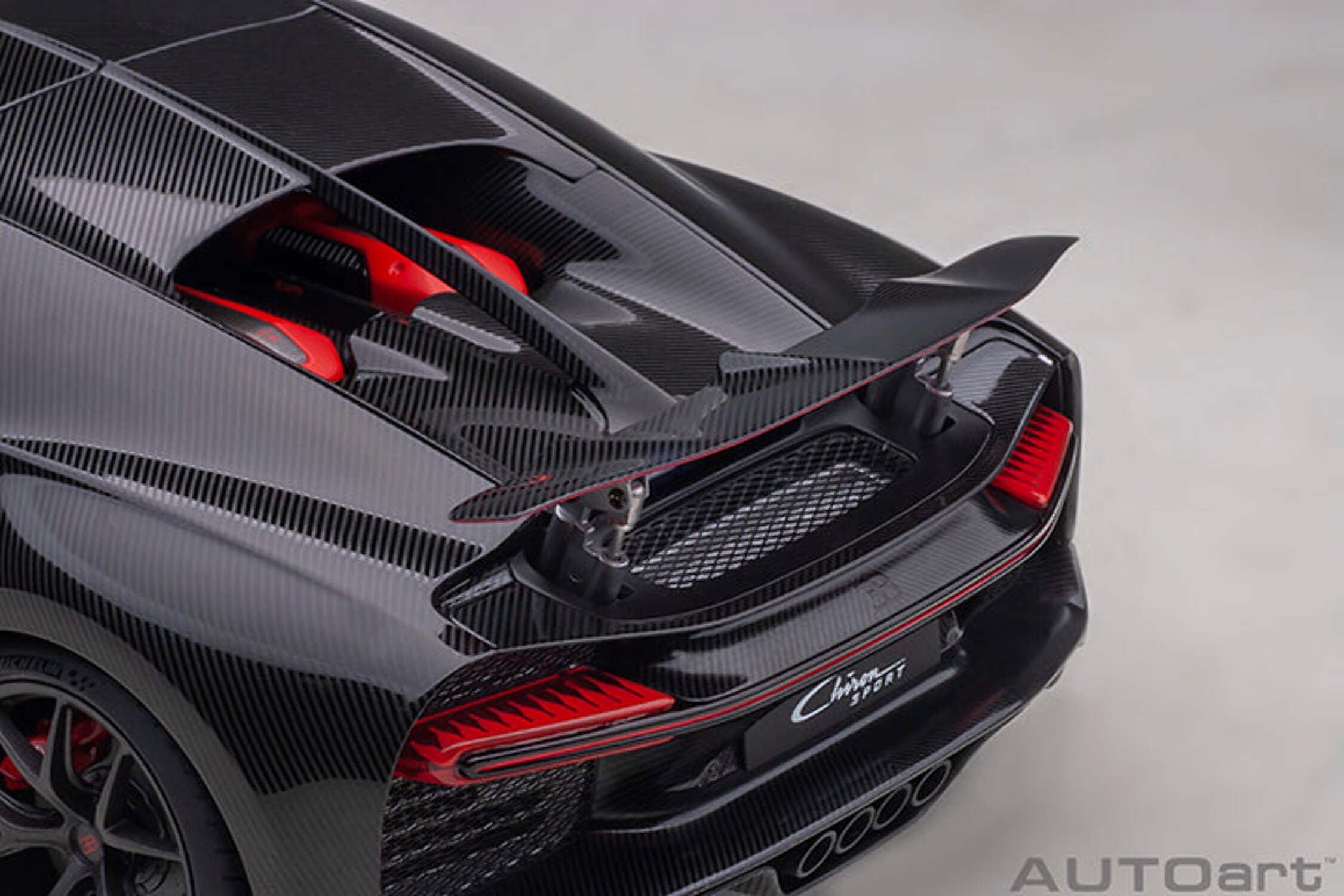 2019 Bugatti Chiron Sport Italian Red and Carbon Black 1/18 Model Car by Autoart