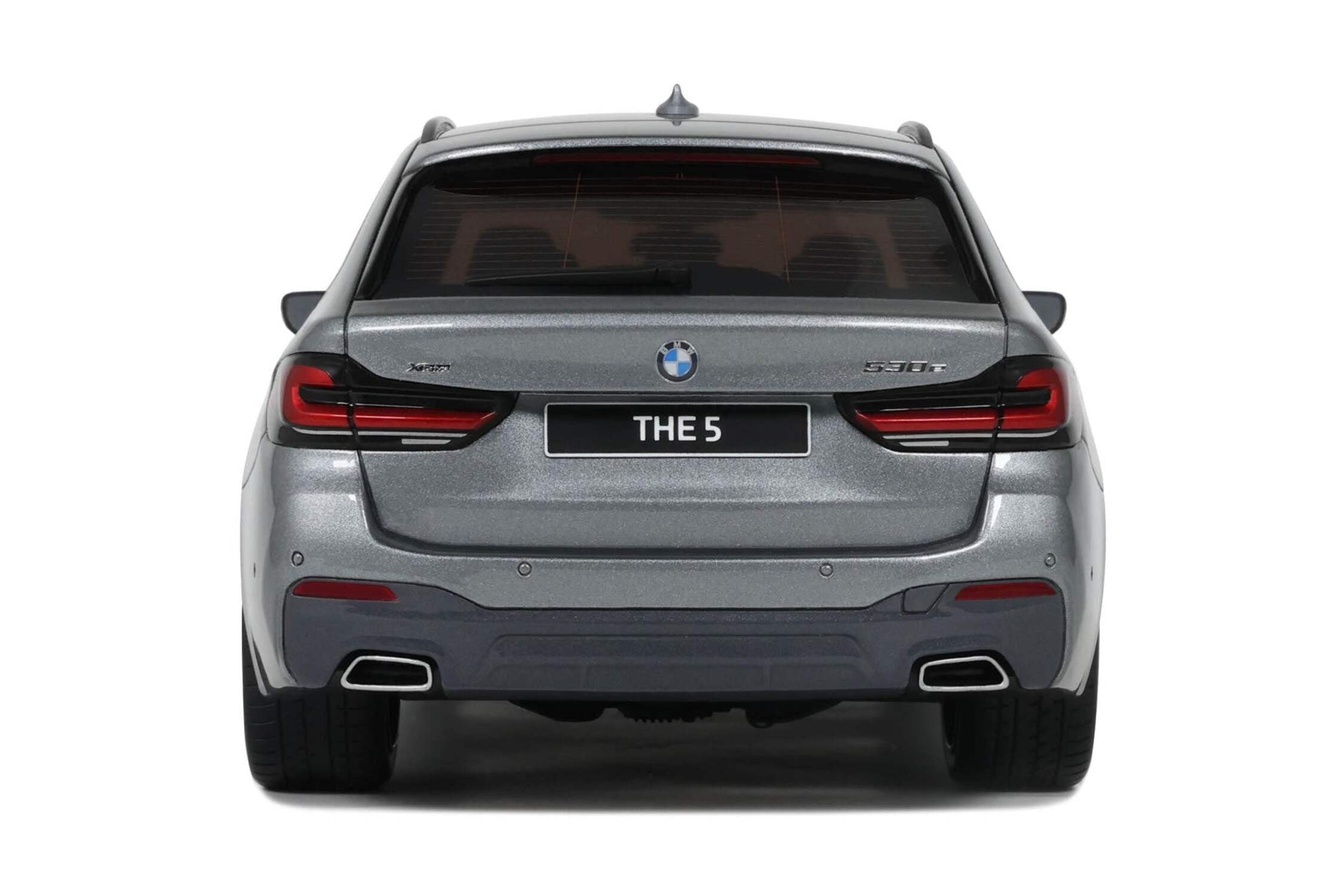 2023 BMW 530E XDrive M Silver Metallic 1/18 Model Car by GT Spirit
