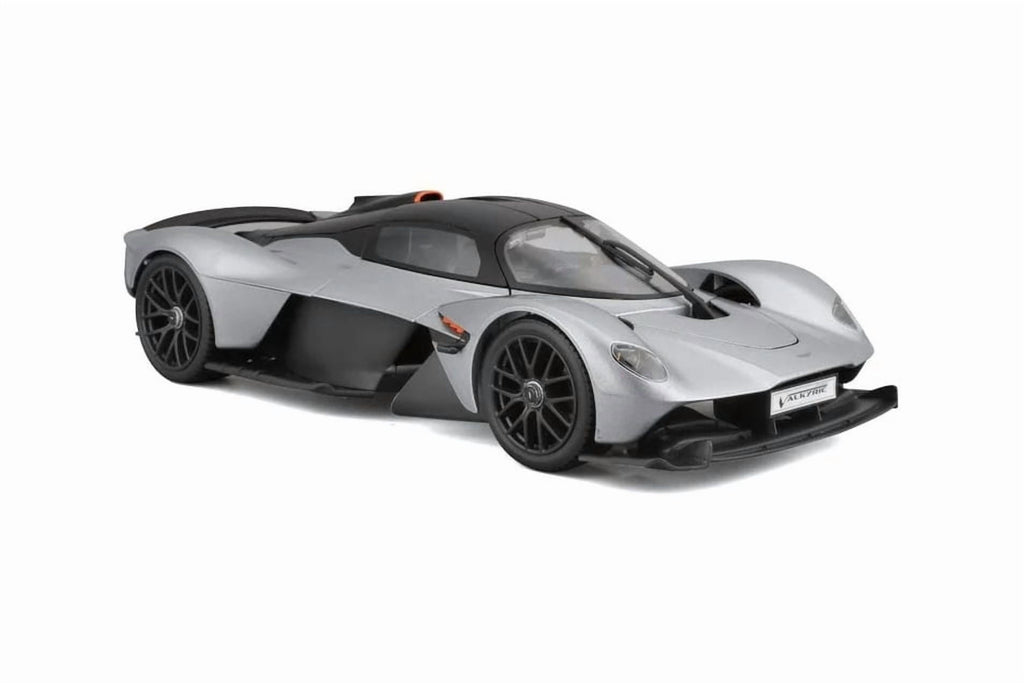 2022 Aston Martin Valkyrie, Silver - Maisto 31465SL - 1/18 Scale Diecast Model Car