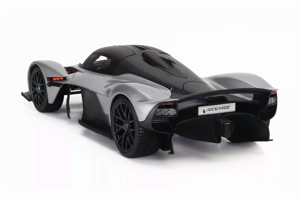 2022 Aston Martin Valkyrie, Silver - Maisto 31465SL - 1/18 Scale Diecast Model Car